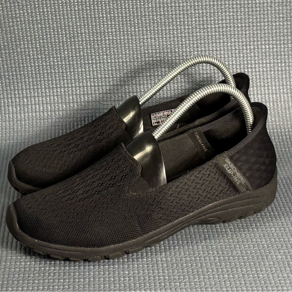 Skechers Women’s Reggaefest Guiding Light Black Slip On Shoes‎ Size 7.5